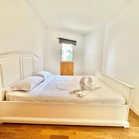 Torres De Yomely - M1b